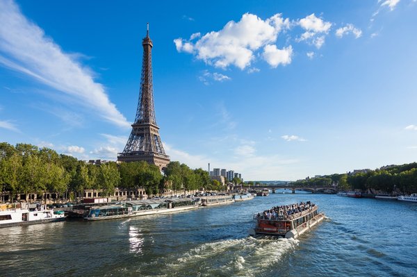 La location d’une péniche pour la réussite de vos événements
